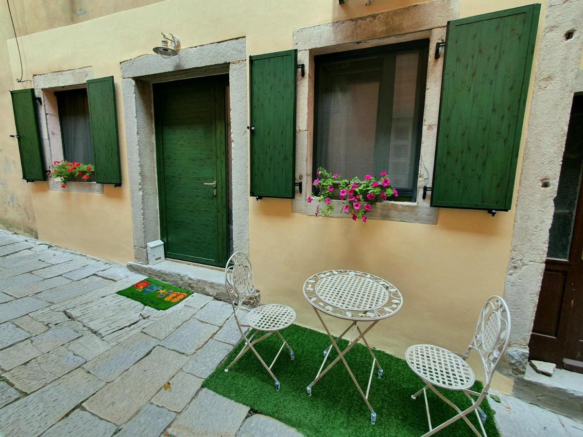 Cozy Studio Apartment Leprin In Labin Old Town Buitenkant foto