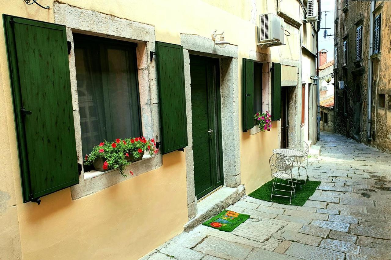 Cozy Studio Apartment Leprin In Labin Old Town Buitenkant foto